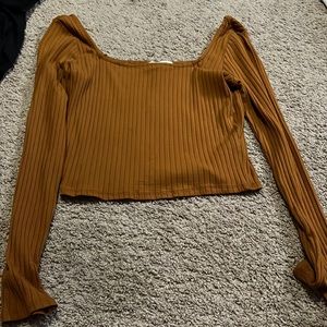 Size M long sleeve shirt, from track23.